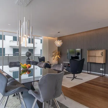 Movenpick Apartment *